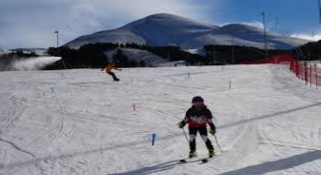 Palandöken Kayak Merkezi’nde Yeni Sezon Yarın Açılıyor